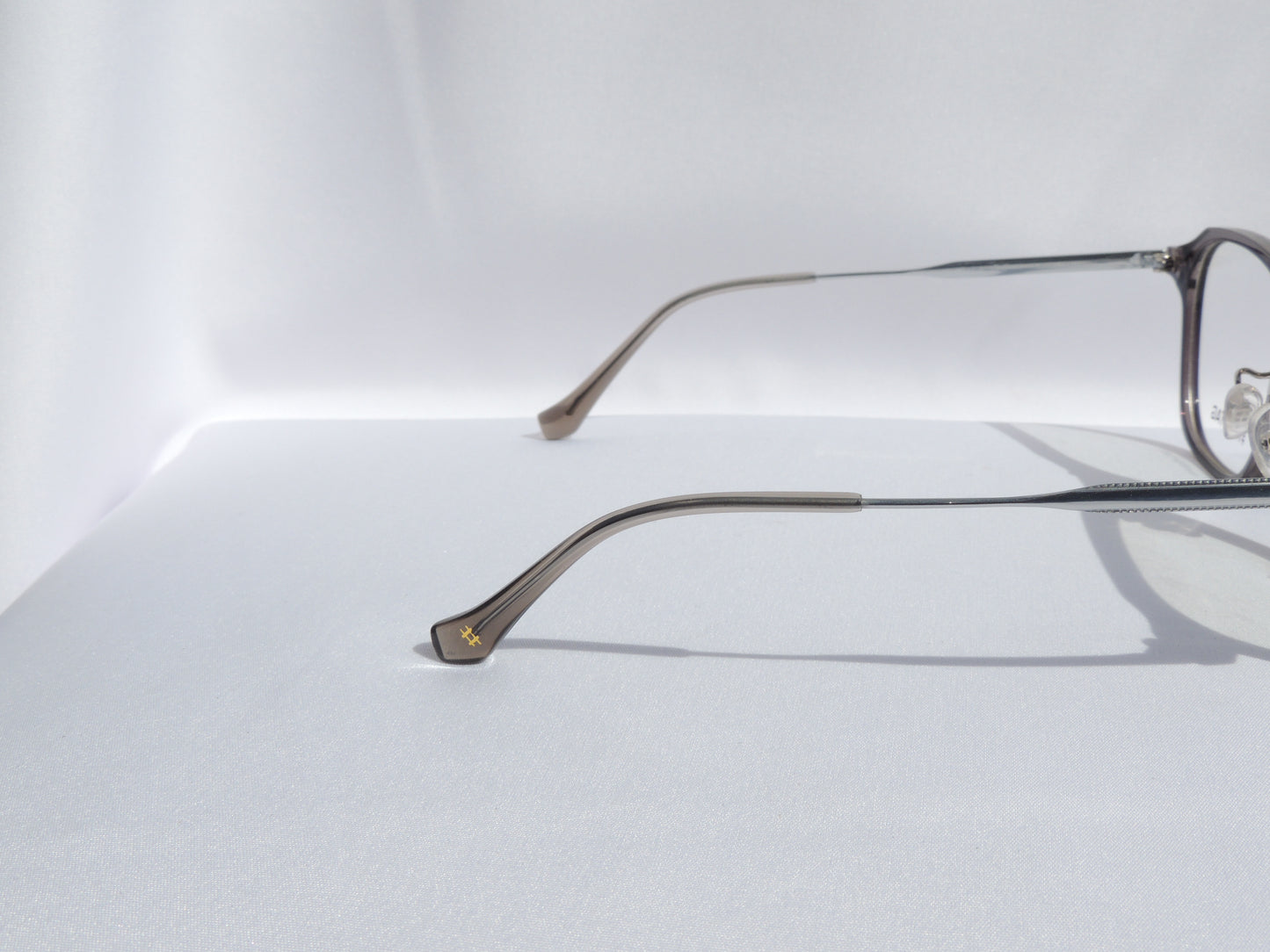 ARMAZON CUADRADO LIVIANO